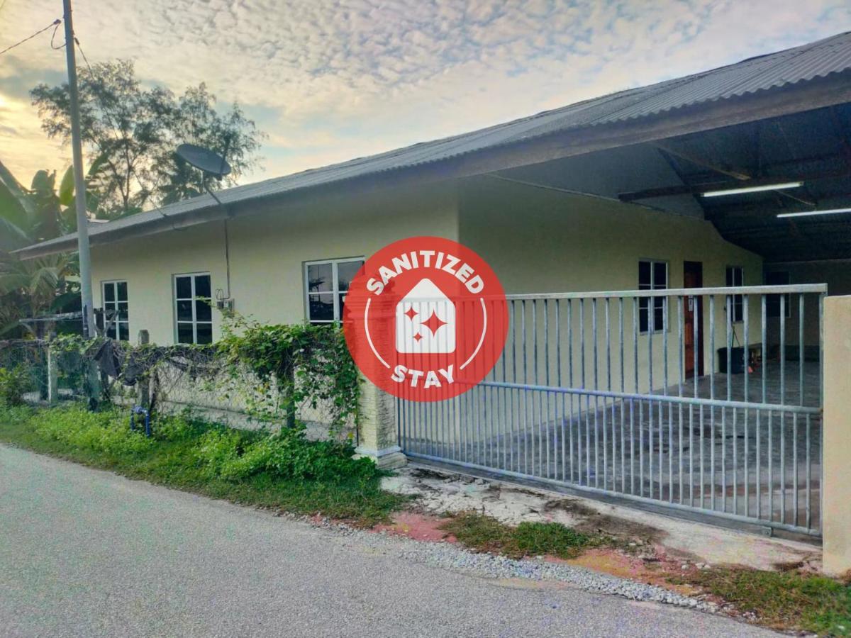 Oyo 90577 Safi Homestay Kuala Terengganu Kültér fotó